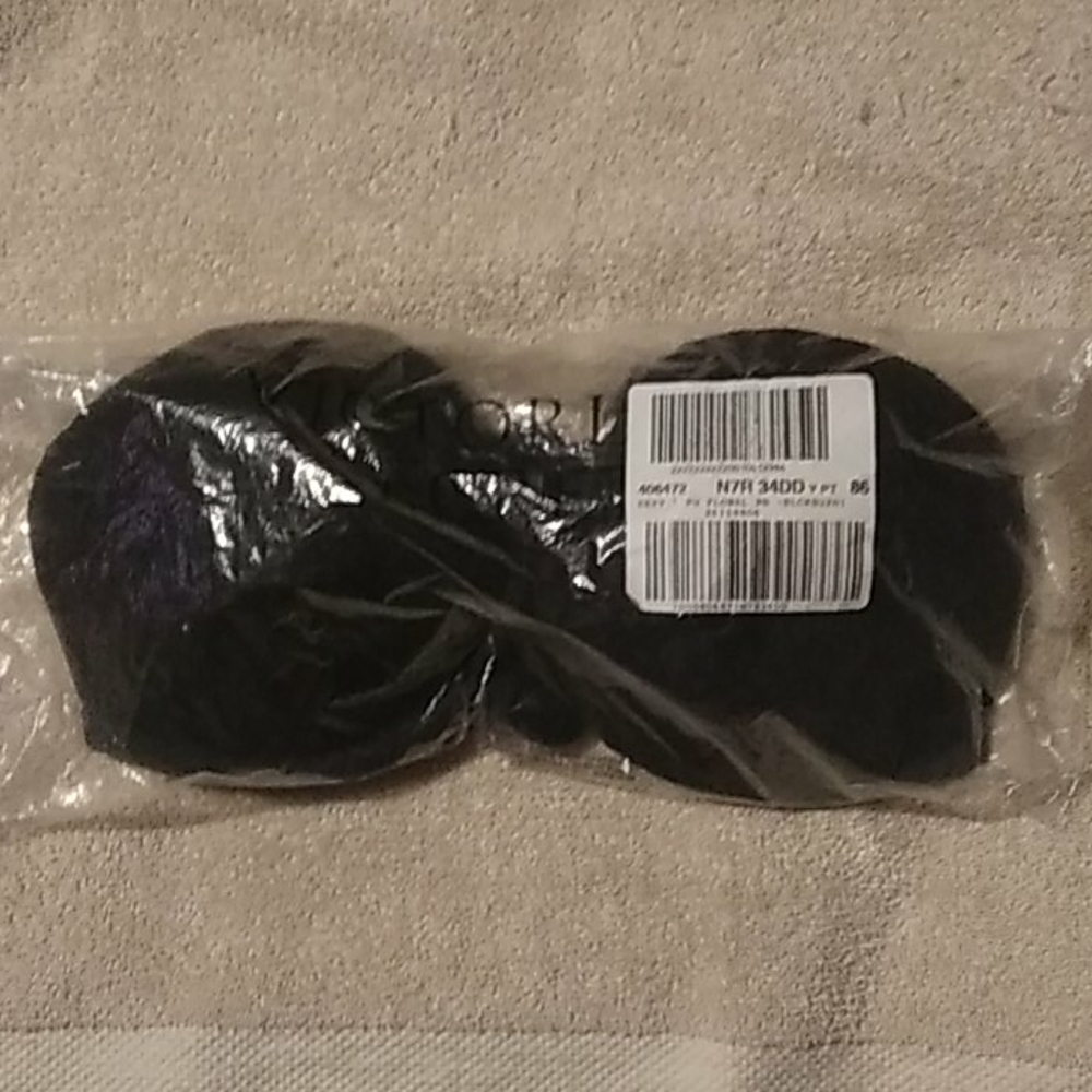 Victoria Secret 34DD NWT Black Floral Sexy T PU